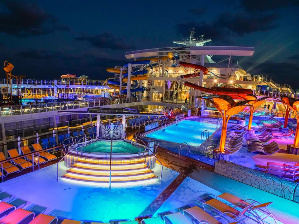 Ngày 7: Thư giãn trên du thuyền